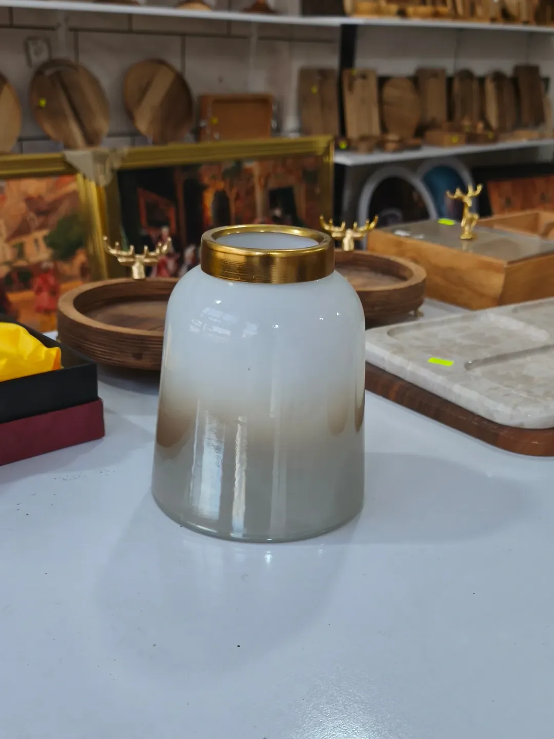 گلدان رومیزی زنبق کوچک